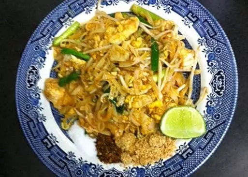 5% Cash Back at Chez Quan's