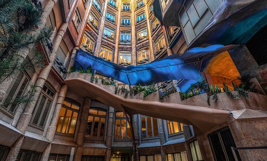 Image 3: Entrada programada a Casa Mila en Barcelona con Audioguía