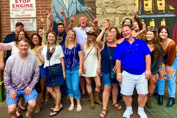 Guided Pub Crawl Walking Tour of Downtown Nashville