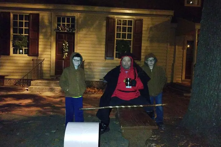 Williamsburg Ghosts, Witches and Pirates Tour