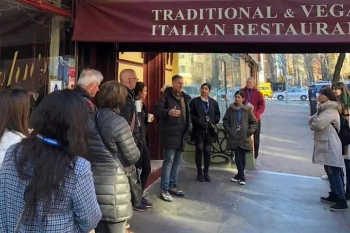 True Crime NYC: Mafia Walk w/Ret. NYPD Detective and Local Food