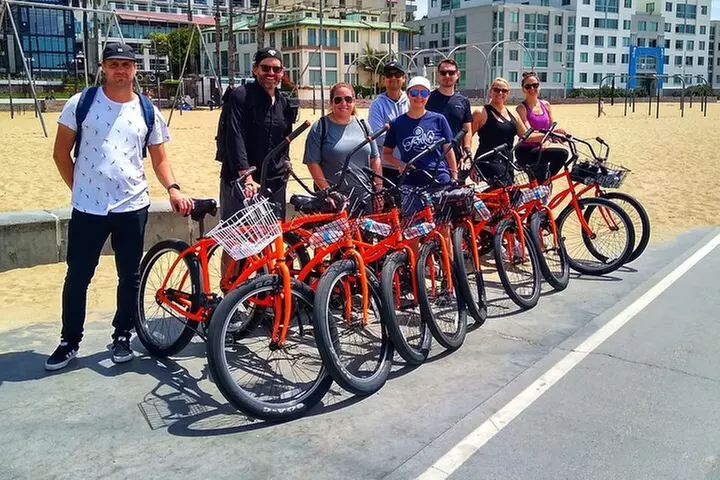 Venice Vibrations Public Bike Tour Experience