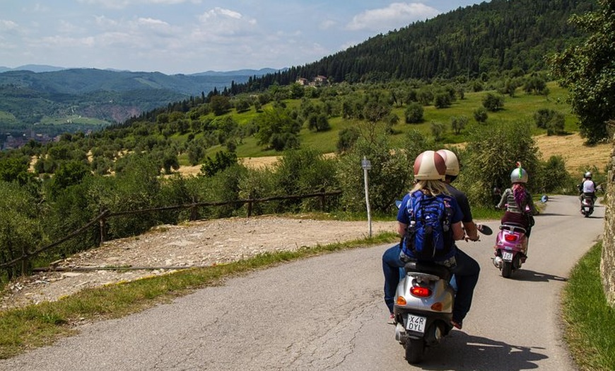 Image 6: Toscana in Vespa tour