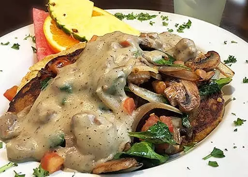 5% Cash Back at Chicago Diner - Logan Square