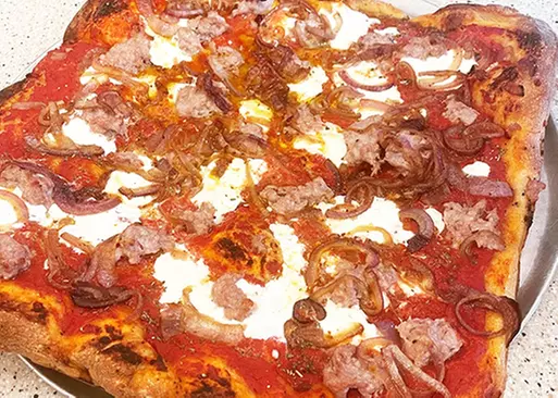 5% Cash Back at Brooklyn Square Pizza