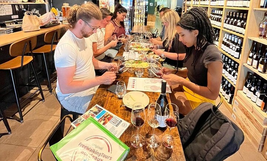 Image 3: Professionnel - Dégustation de vins et fromages de Bordeaux avec vi...