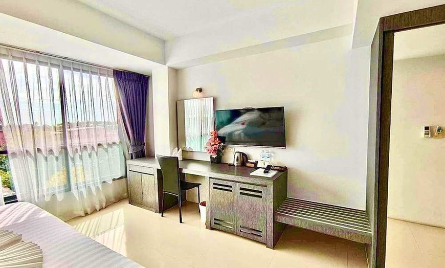 Image 125: ✈ POŁUDNIOWA TAJLANDIA | Phuket - The Thames Pool Access Resort 4* ...