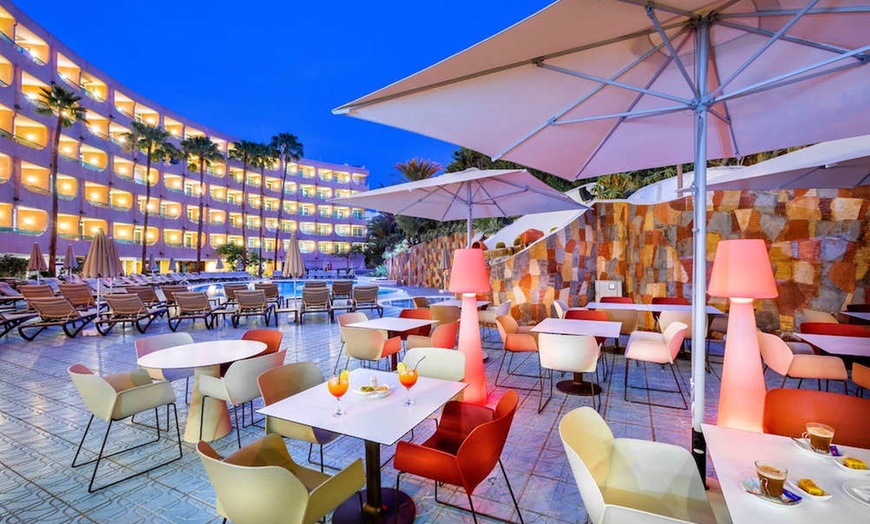 Image 25: ✈ GRAN CANARIA | Playa del Ingles - Mur Aparthotel Buenos Aires 3* ...