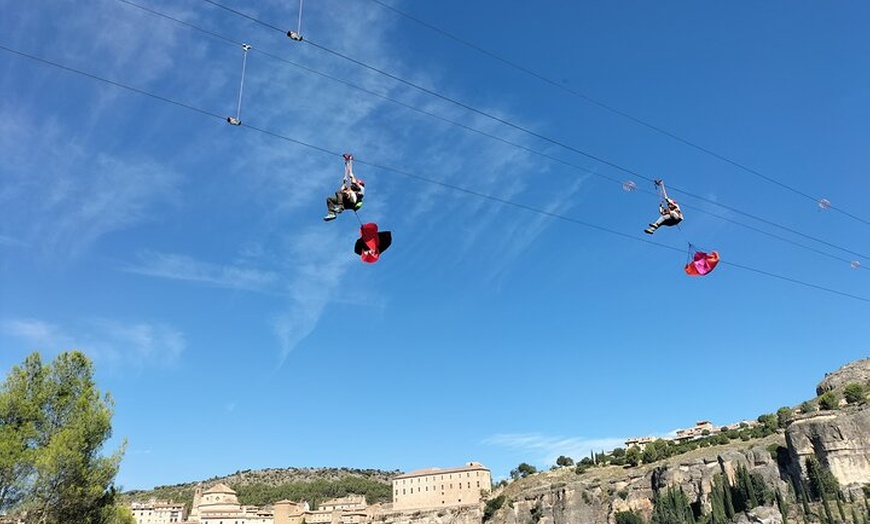 Image 2: Salto en Tirolina con Vistas únicas de Cuenca