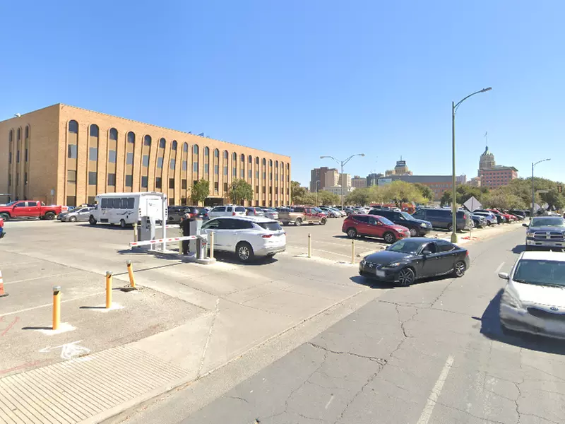 Parking at 800 Dolorosa Lot - Second Medium