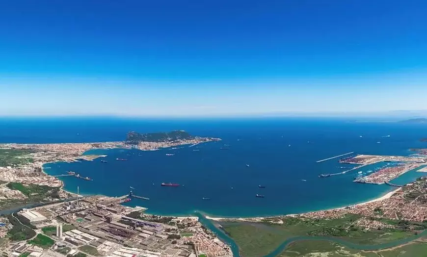 Image 1: Crucero Circular en Velero de Sotogrande al Estrecho de Gibraltar