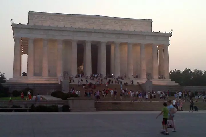 Semi-Private Day Tour of DC - Primary Image