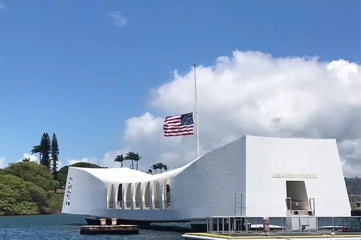 Pearl Harbor [Early Access], USS Arizona & Historic Honolulu Tour