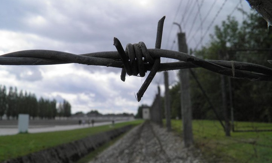 Image 12: Tour ab München mit dem Zug zur KZ-Gedenkstätte Dachau