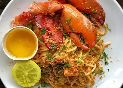 5% Cash Back at Fuller's Raw Bar