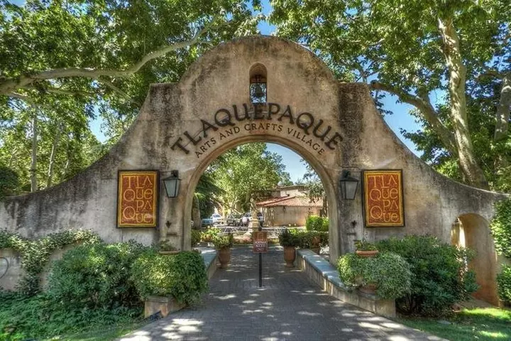 2.5-Hour Sedona Sightseeing Tour with Sedona Hotel Pickup