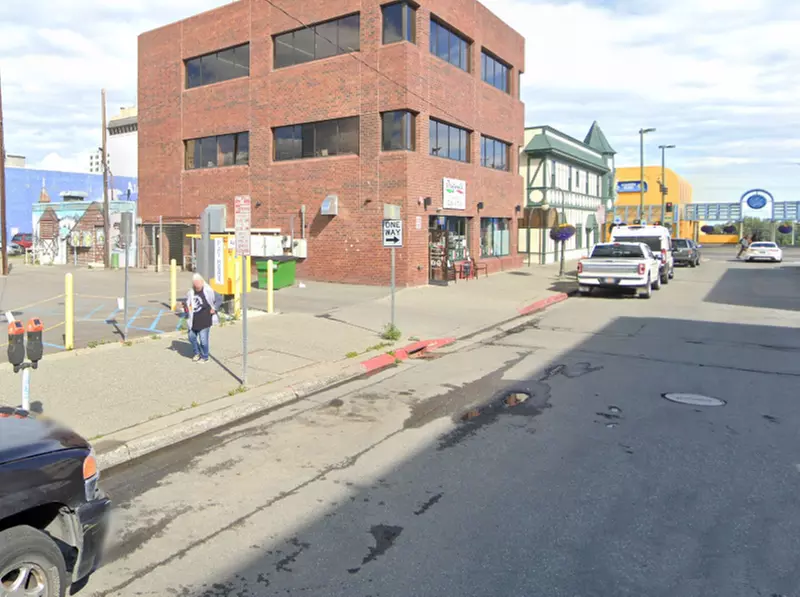 Parking at [5084] 436 D St. Lot