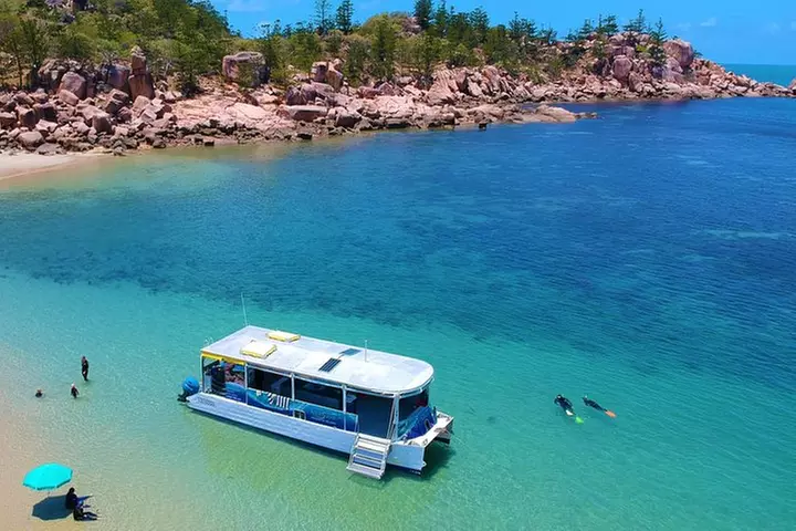 Magnetic Island Discovery Tour with Snorkeling & Paddle Boarding