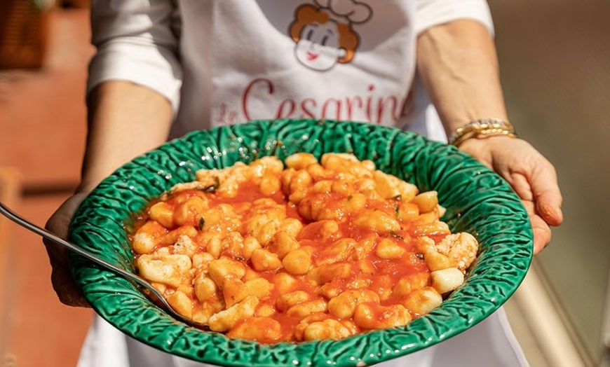 Image 5: Esperienza culinaria in casa di una Cesarina a Roma con dimostrazio...