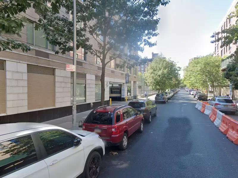 Parking at MPG Parking - MP East 101 LLC Garage - Primary Image