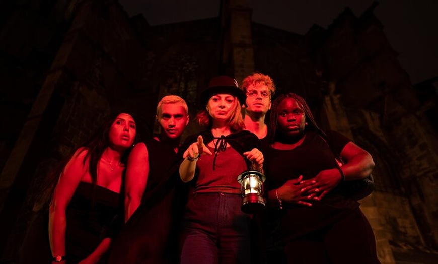 Image 2: Excursión por el Barrio Gótico de Barcelona