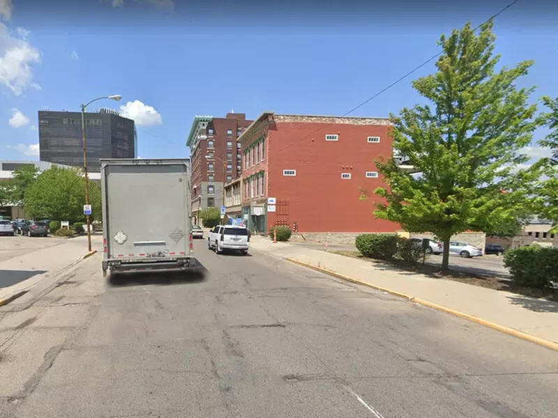 Parking at Spring & Main Lot