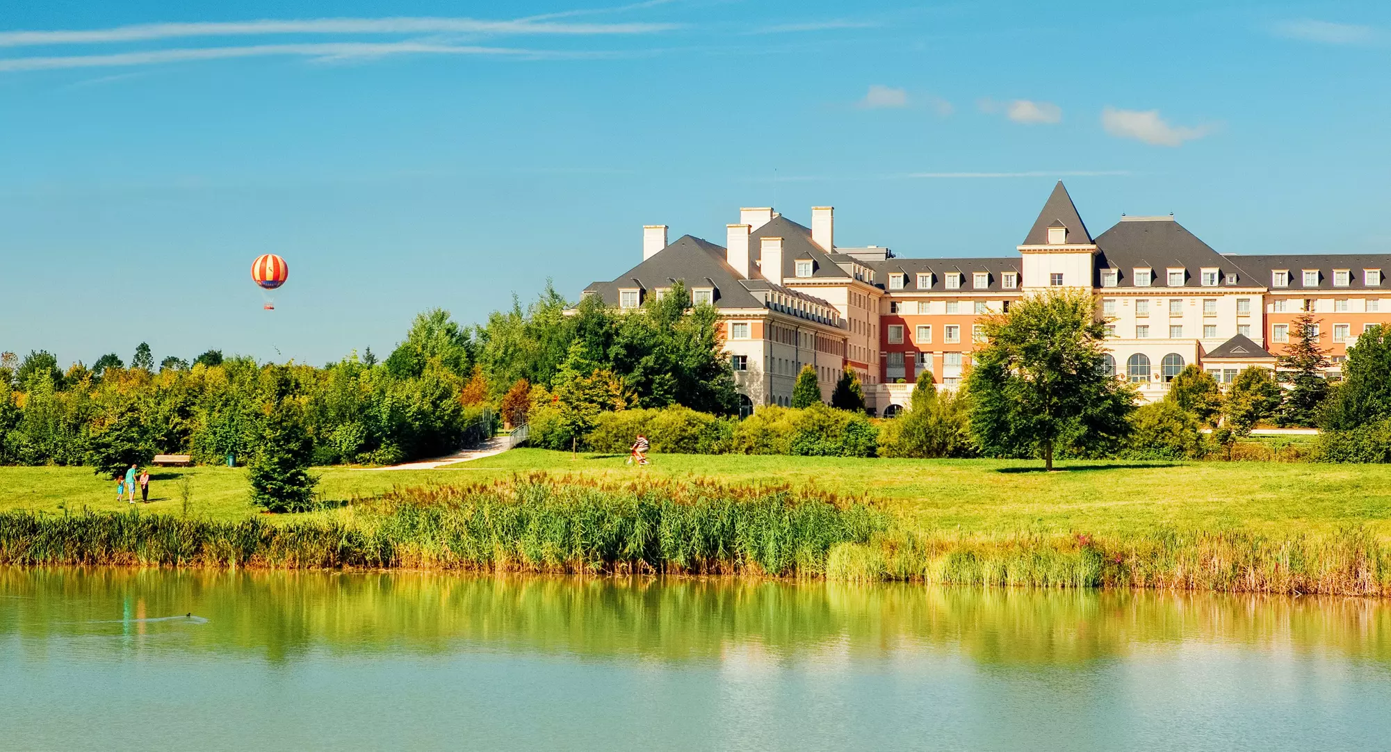 ✈ ÎLE-DE-FRANCE | Magny-Le-Hongre - Dream Castle Hotel Marne La Vallee 4*, 1 nacht - Ideaal voor gezinnen - Primary Image