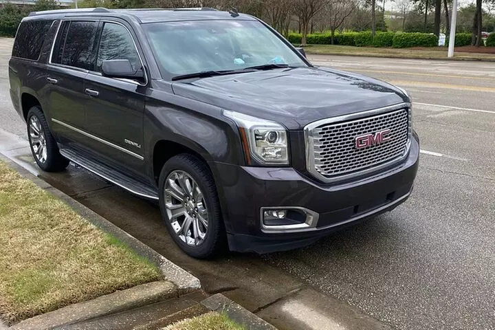 Moose Jaw to Saskatoon Airport (YXE) - Departure Private Transfer