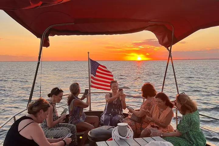 Boat Excursion in Pensacola Beach - Primary Image