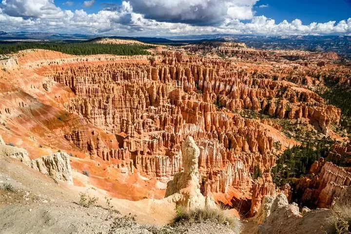 10+ Self-Guided Driving Tours from Las Vegas