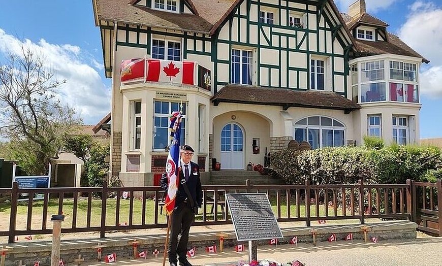 Image 1: Cherbourg au Jour J Secteur canadien : Visite privée jusqu'à 8 pers...