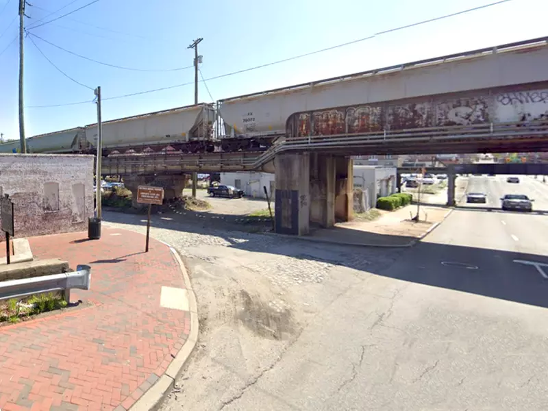 Parking at Lot 16 - Hungerford Lot