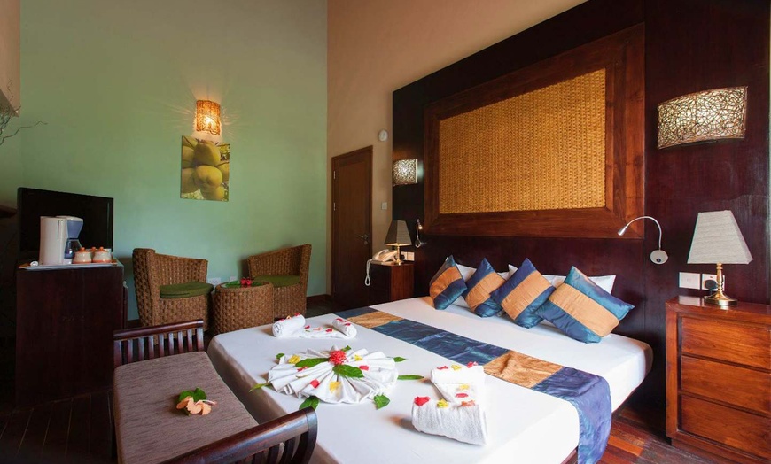 Image 5: ✈ SEYCHELLES | La Digue - Le Relax Beach House 3* - Bord de mer