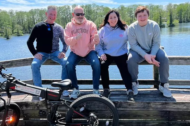 2-Hr, 45 Min Tour de Wilmington E-Bike Tour/Sightseeing/History