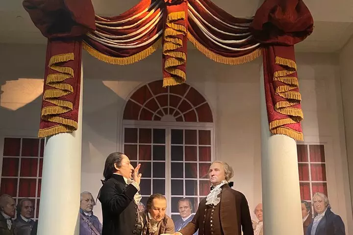 Mount Vernon & Old Alexandria with Night-Time Sightseeing Tour of W...