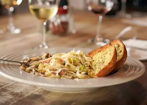 5% Cash Back at Avanti Pizza & Pasta