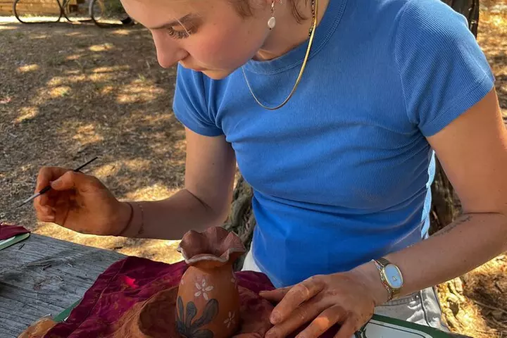 Intro to Wild Clay/Earthenware Pottery Workshop