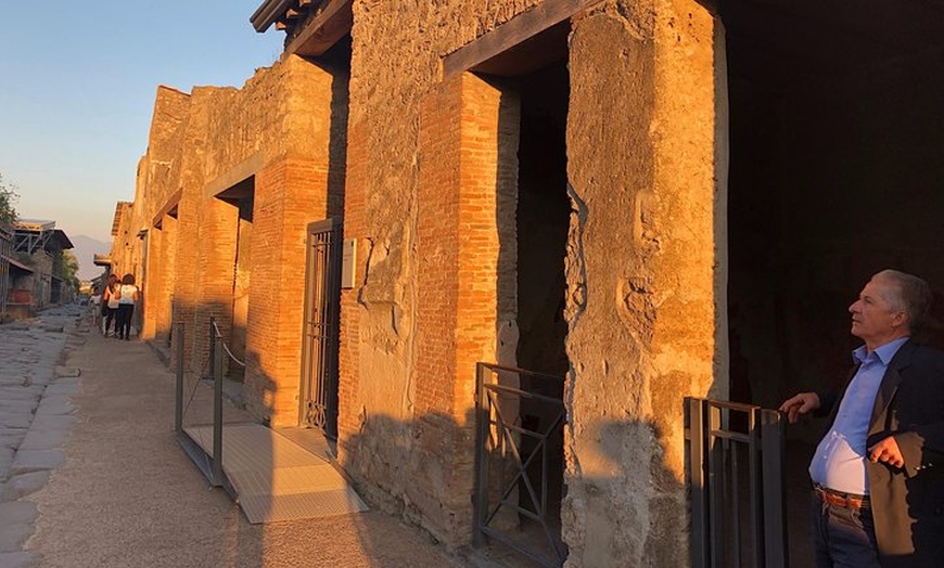 Image 7: Visita guidata di Pompei al tramonto