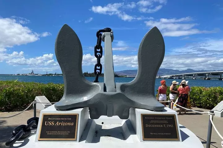 Luxury Pearl Harbor USS Arizona Memorial Small Group Tour