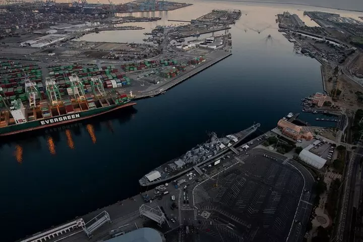 Private Helicopter Tour of Rancho Palos Verdes, Los Angeles, and Lo...