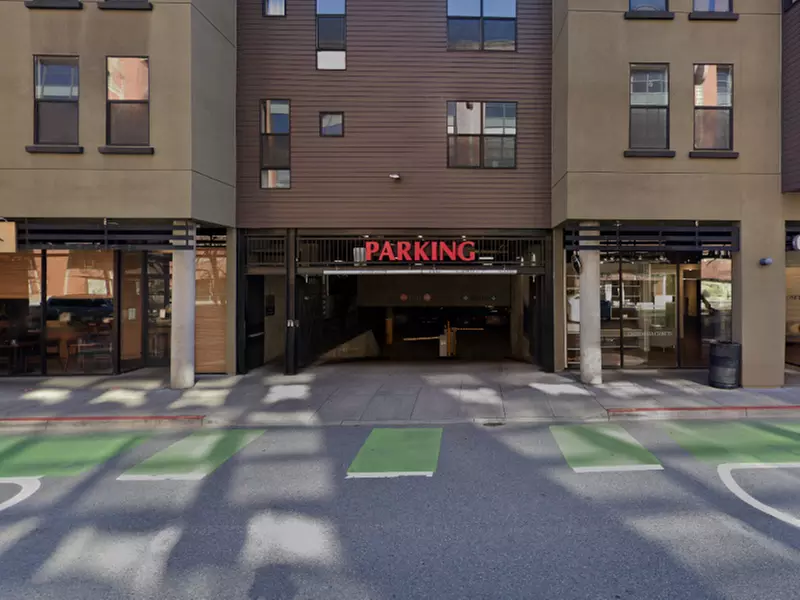 Parking at 675 Townsend St. Garage
