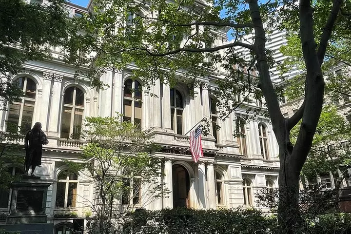 A Taste of the Freedom Trail: Boston's Iconic Food & History Tour