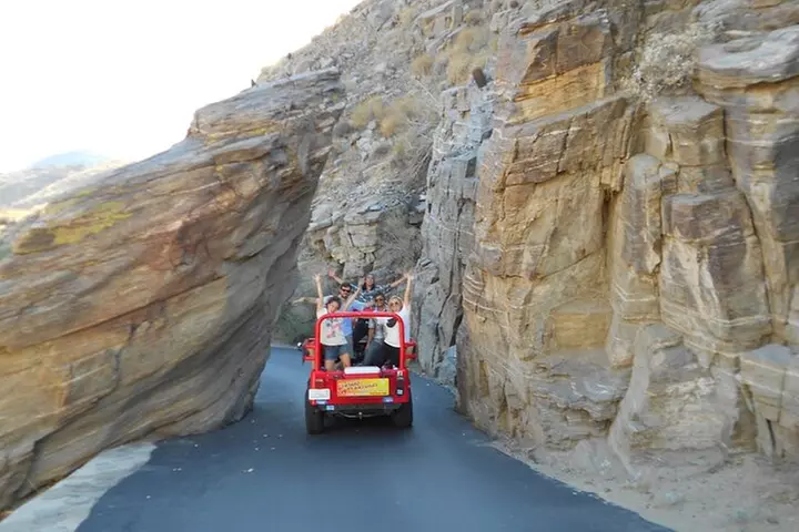 Indian Canyons Hiking Tour by Jeep from Palm Desert - Primary Image