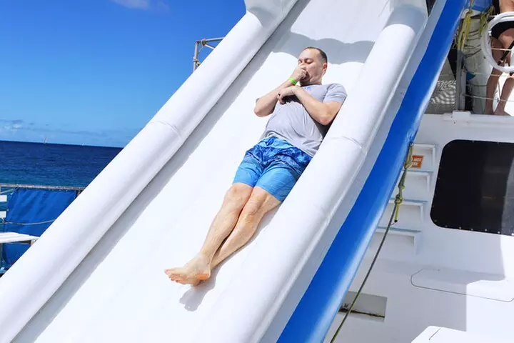 5 in 1 Deluxe Cruise: Turtle Snorkeling, Activities and Pick-Up