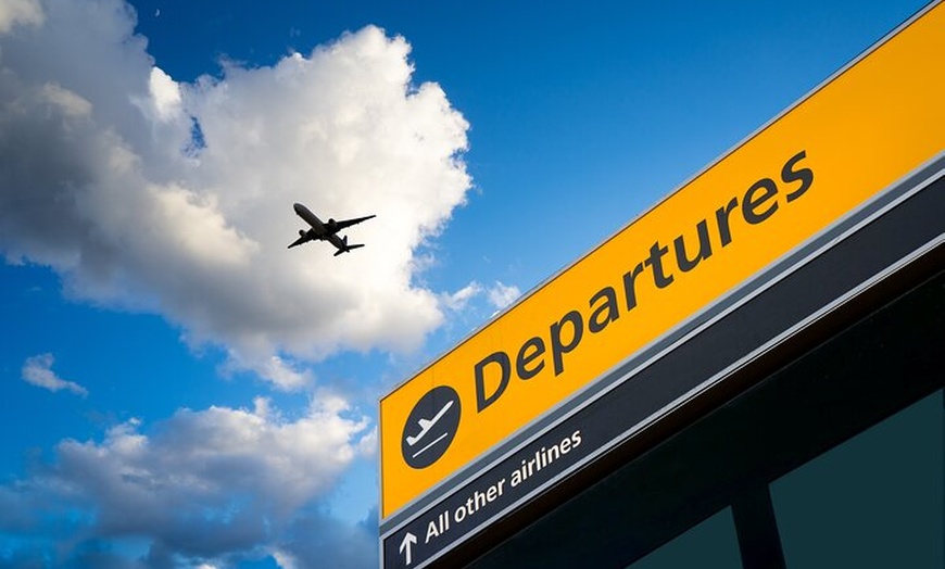 Image 10: Private Taxi Transfer from London to Stansted Airport