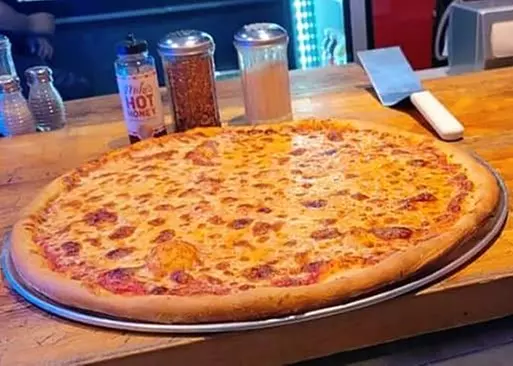 5% Cash Back at Bros Pizza