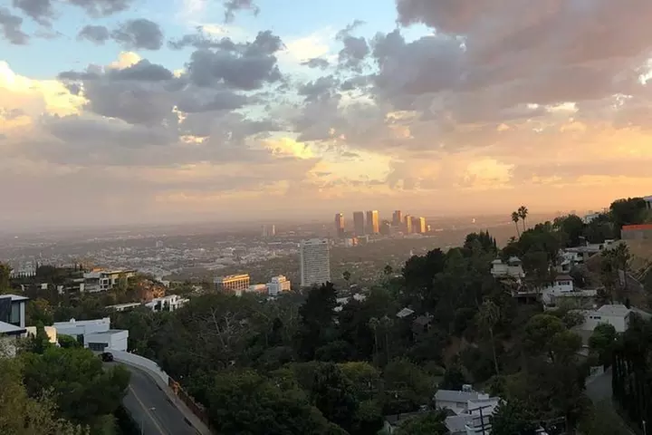 Hollywood, Beverly Hills and Celebrity Homes Open Air Van Tour