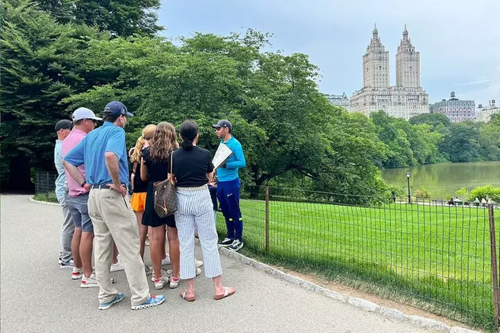 Central Park 2 - Hours Private Pedicab Guided Tour