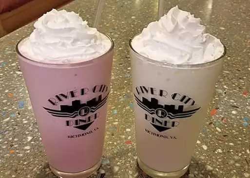 5% Cash Back at River City Diner