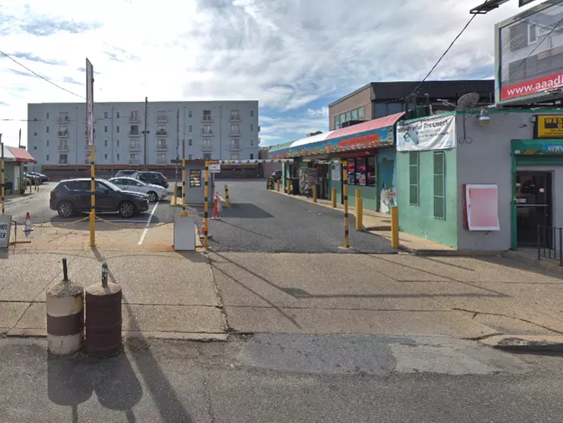 Parking at 918 Washington Ave. Lot